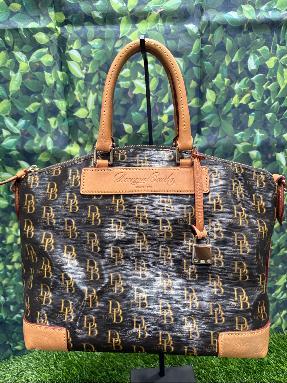 Dooney & Bourke Signature DB 75 Vanessa Satchel Florentine Leather